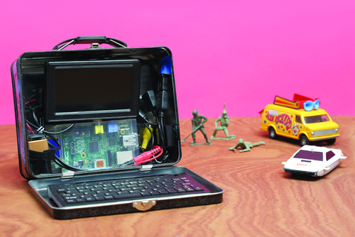Raspberry Pi Lunchbox Laptop